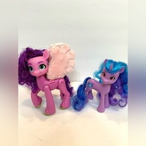 My Little Pony Singing Star Princess Petals with Moving Wings + Izzy Moonbow